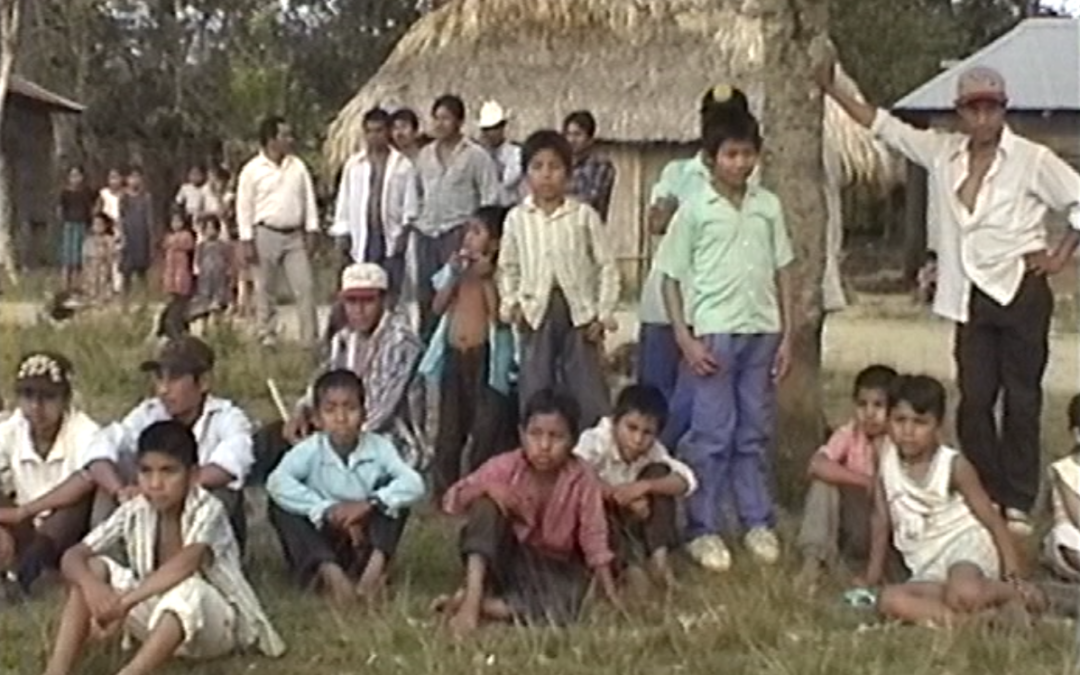 Reportaje de Roberto Barrios , CASCADAS – 2000.47.DV