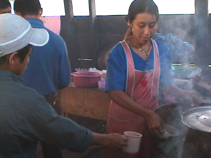 Servicio de Salud Autónoma: Vacunacion Dolores Hidalgo 23 de febrero + Entrevista Promotor – 2006.45.DV