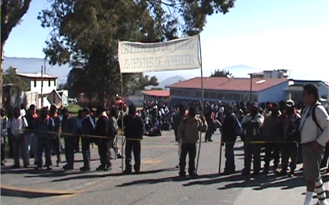 Bloqueo de Carretera Zapatista en apoyo a Oaxaca – 2006.80.DV